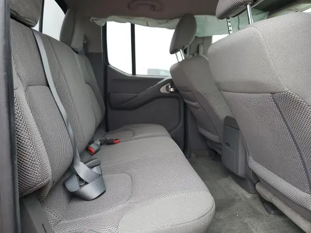 2015 NISSAN FRONTIER S  