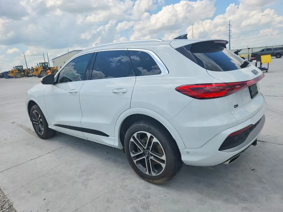 2025 AUDI Q5 PREMIUM  