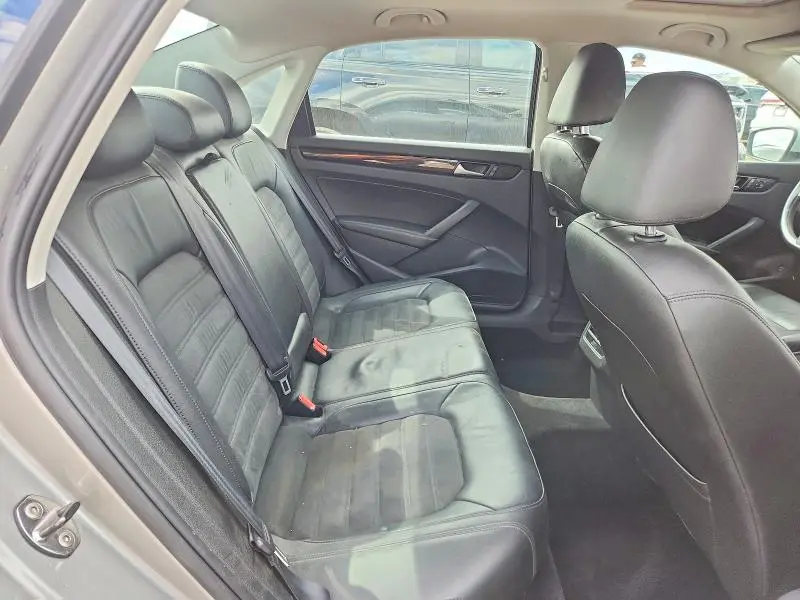 2014 VOLKSWAGEN PASSAT SEL  