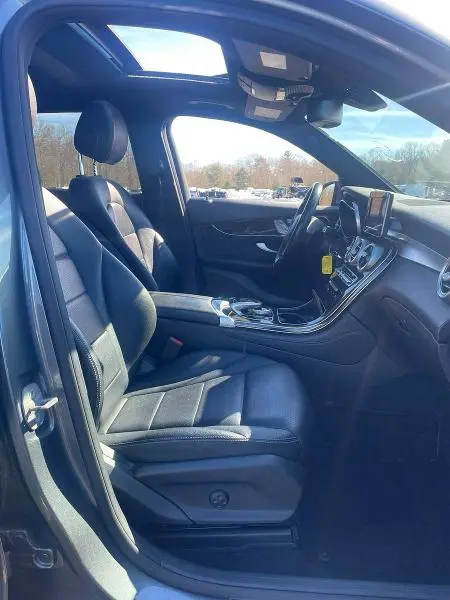 2017 MERCEDES-BENZ GLC 300 4MATIC  