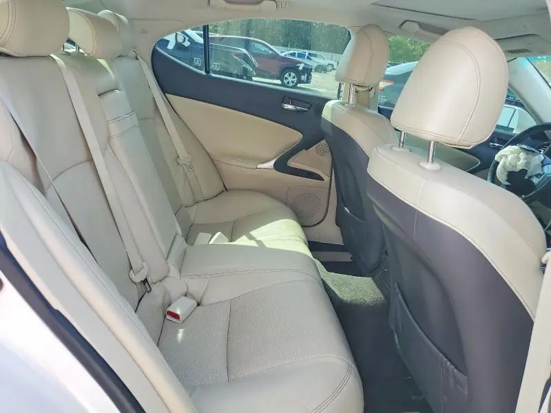 2013 LEXUS IS 250  