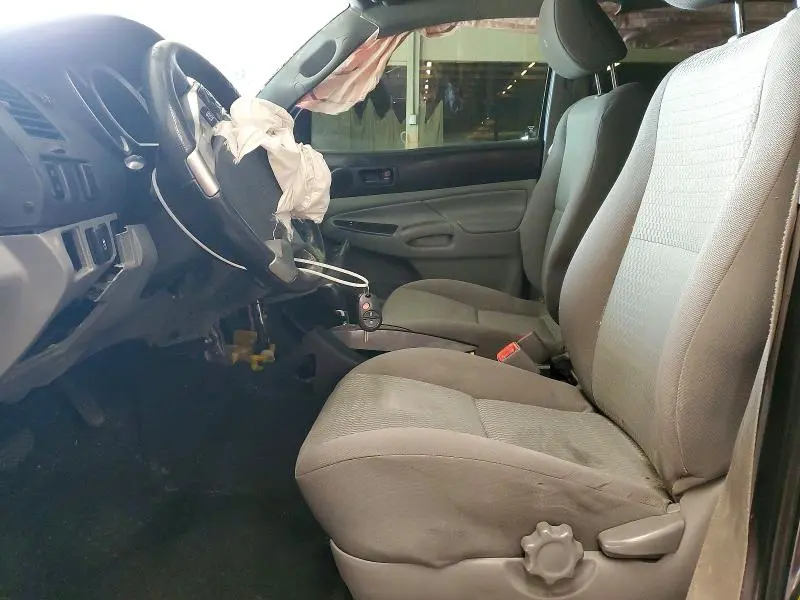 2014 TOYOTA TACOMA V6  