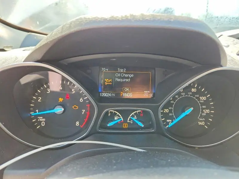 2017 FORD ESCAPE SE  