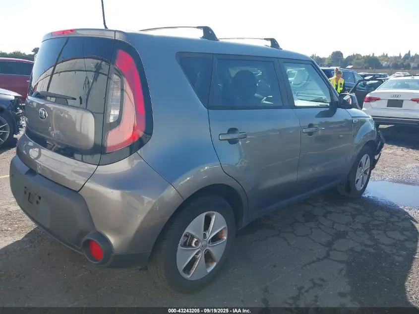 2015 KIA SOUL  