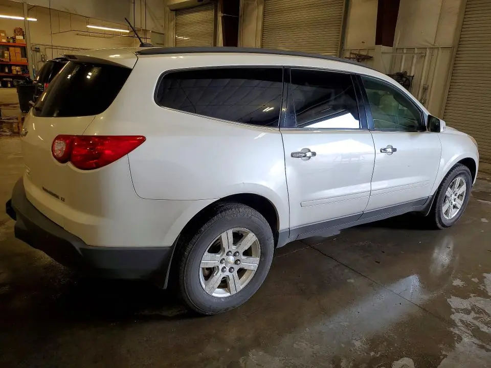 2012 CHEVROLET TRAVERSE LT  
