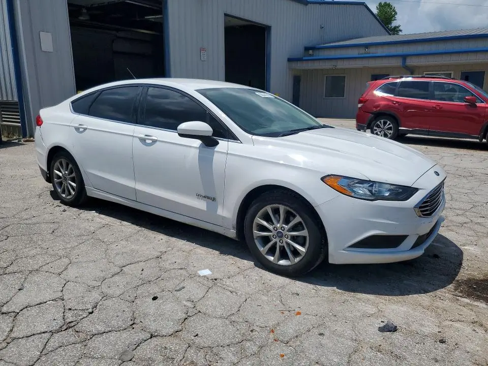 2017 FORD FUSION SE HYBRID  