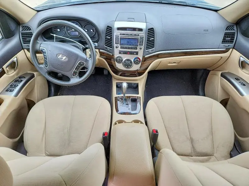 2012 HYUNDAI SANTA FE GLS  