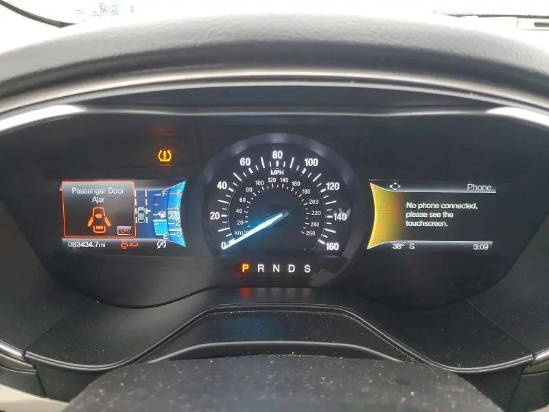 2019 FORD FUSION SE  