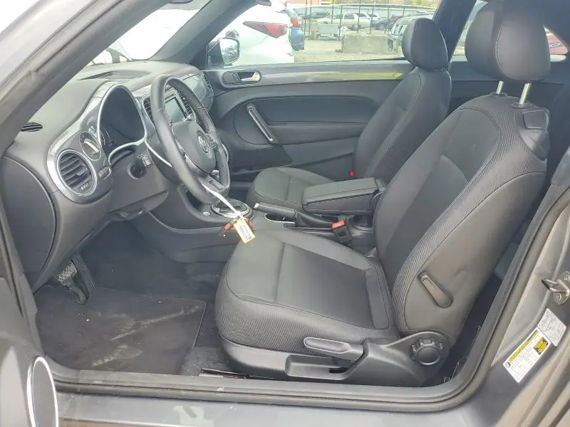 2013 VOLKSWAGEN BEETLE   