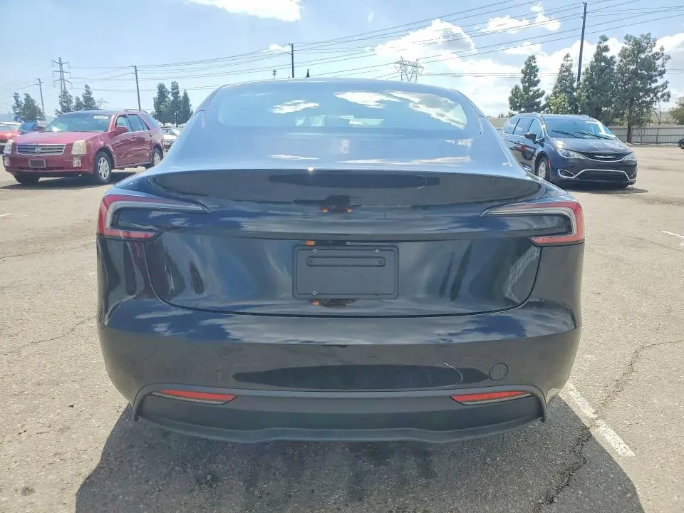2026 TESLA MODEL 3   