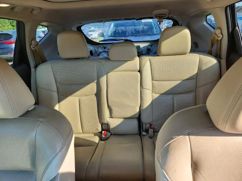 2015 NISSAN MURANO SL  