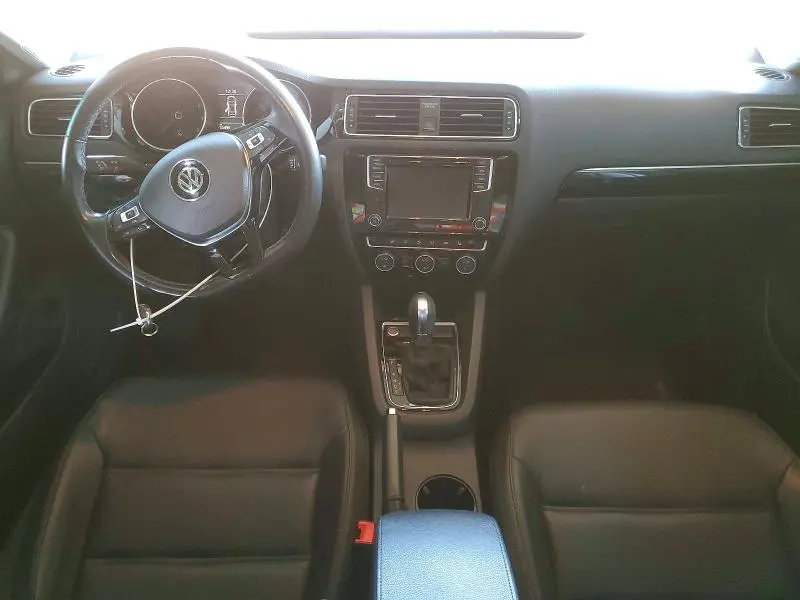 2017 VOLKSWAGEN JETTA SEL  