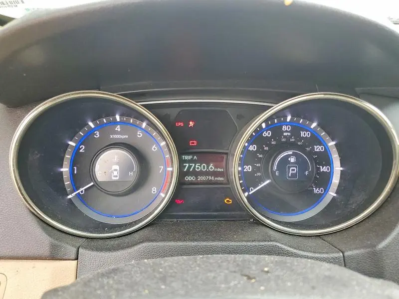 2013 HYUNDAI SONATA GLS  