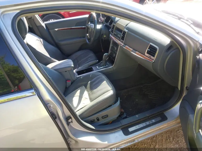 2010 LINCOLN MKZ  