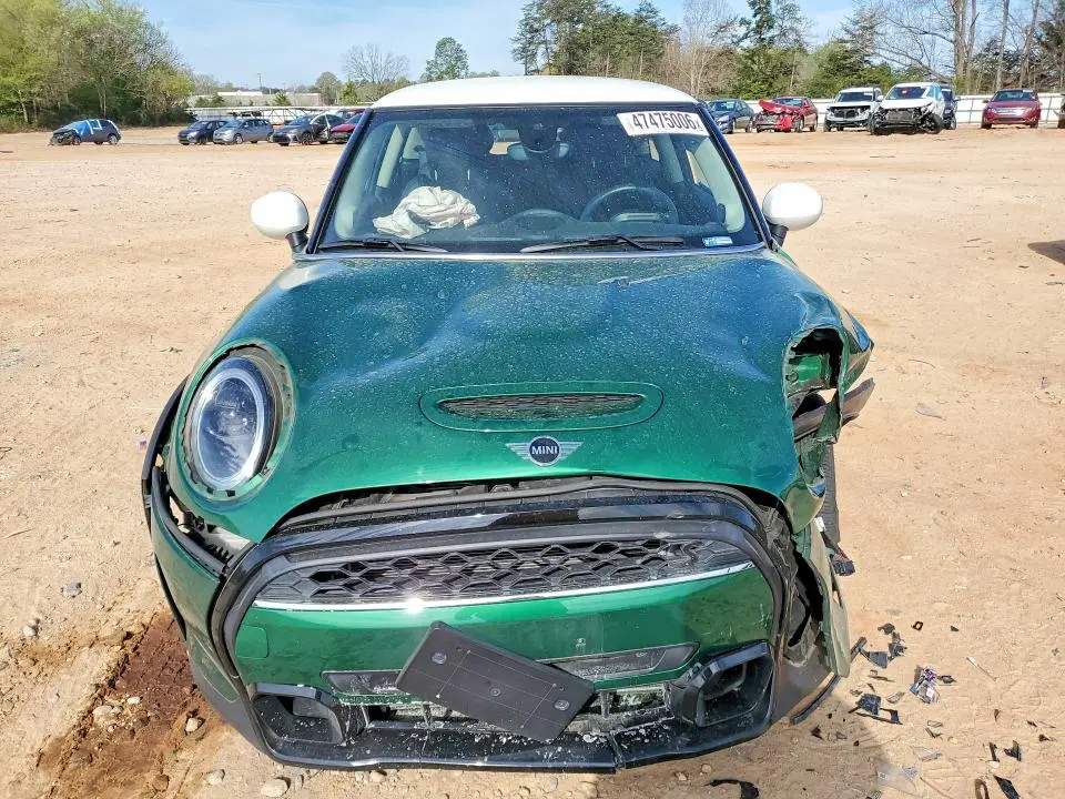 2022 MINI COOPER S  