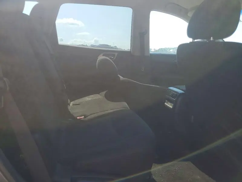2015 NISSAN PATHFINDER SV  