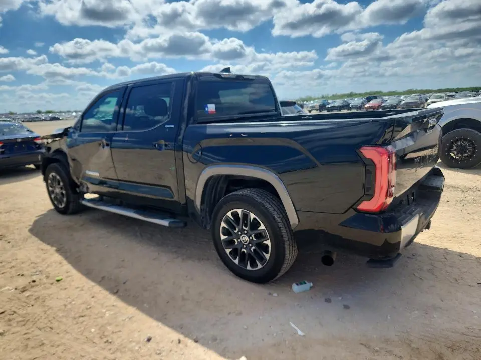 2023 TOYOTA TUNDRA CREWMAX LIMITED  