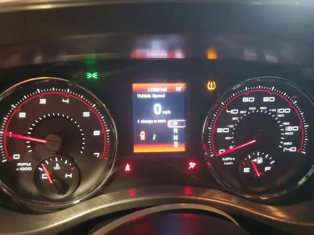 2012 DODGE CHARGER SE  