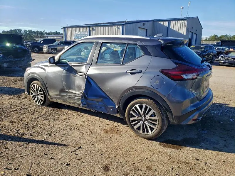 2023 NISSAN KICKS SV  