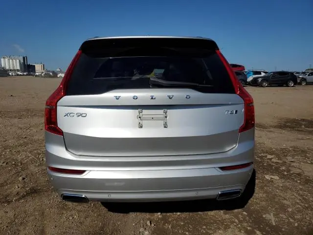 2018 VOLVO XC90 T6