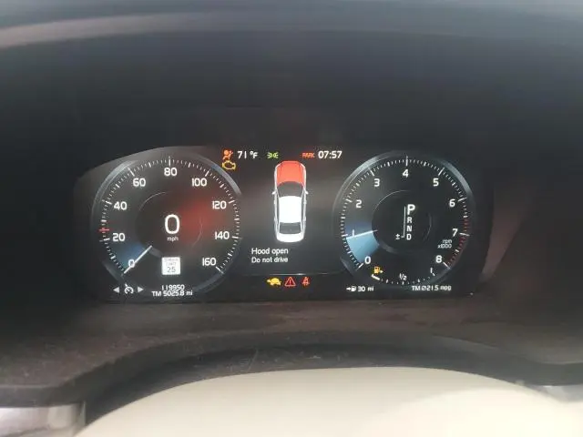 2019 VOLVO S60 T6 MOMENTUM  