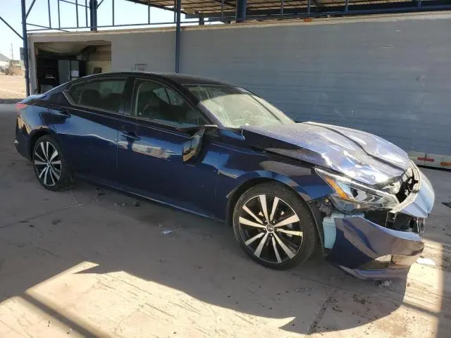 2022 NISSAN ALTIMA SR  