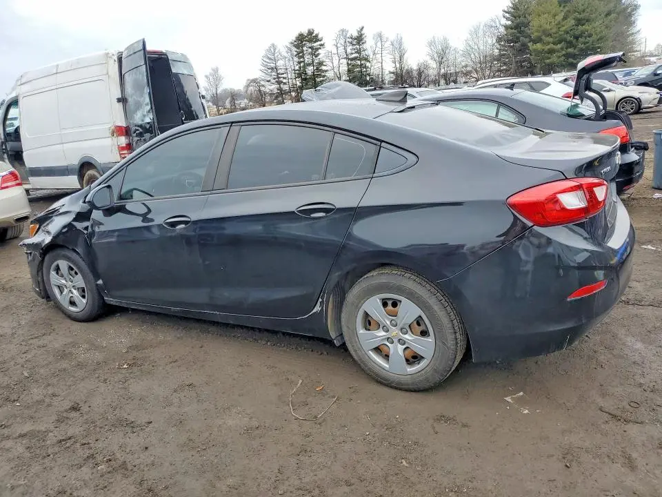 2018 CHEVROLET CRUZE LS  