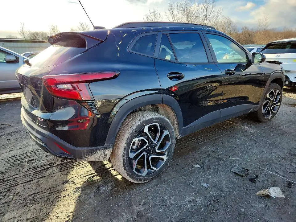 2025 CHEVROLET TRAX 2RS  
