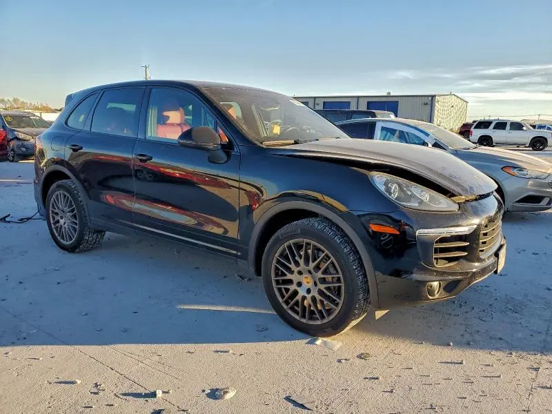 2017 PORSCHE CAYENNE S  