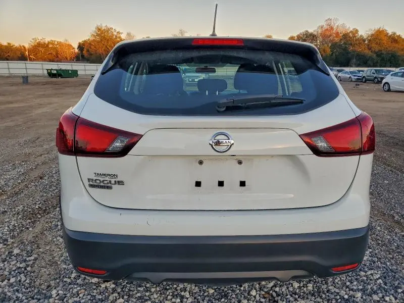 2018 NISSAN ROGUE SPORT S  