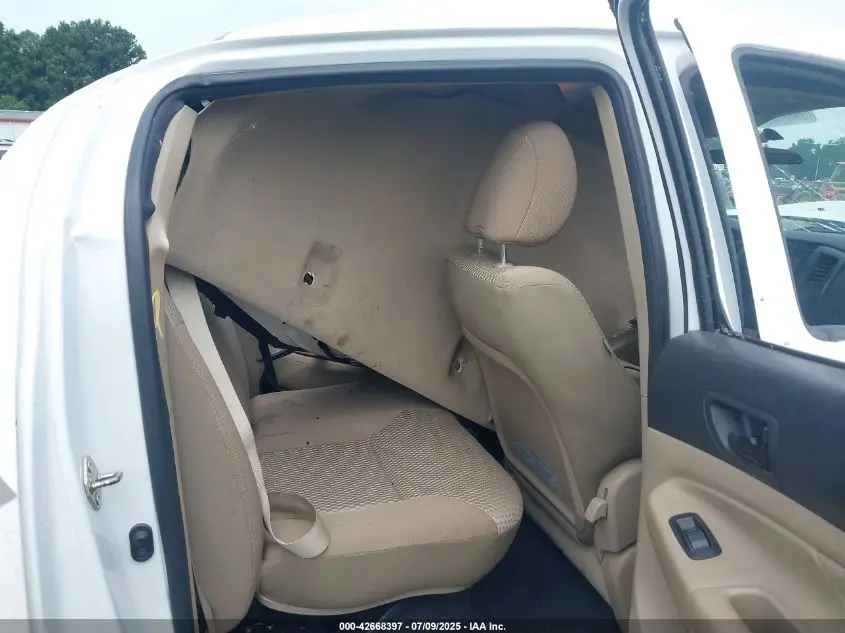 2015 TOYOTA TACOMA BASE V6