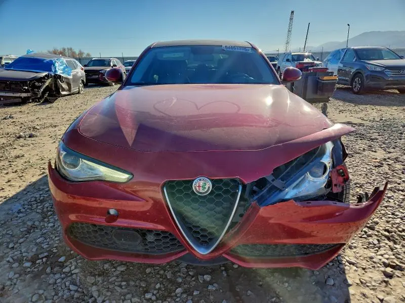 2017 ALFA ROMEO GIULIA TI Q4  