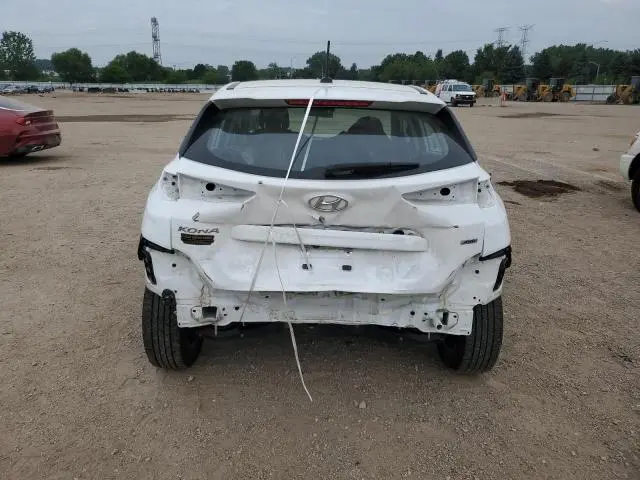 2021 HYUNDAI KONA SE  