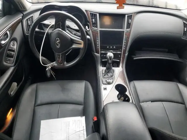 2018 INFINITI Q50 LUXE