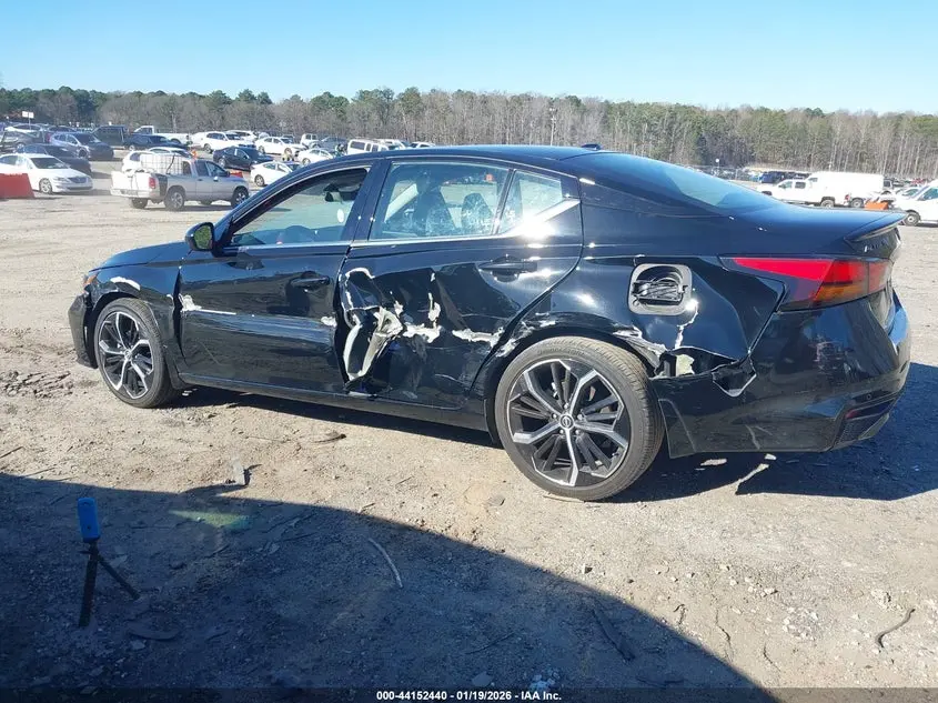 2024 NISSAN ALTIMA SR FWD