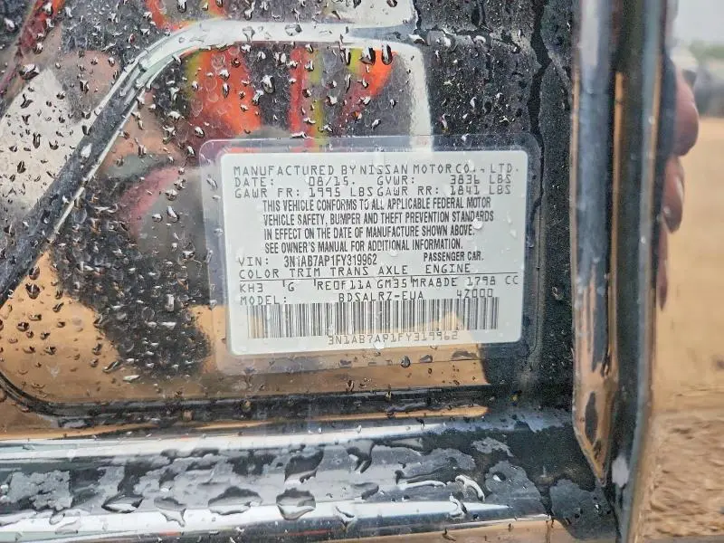 2015 NISSAN SENTRA SR  