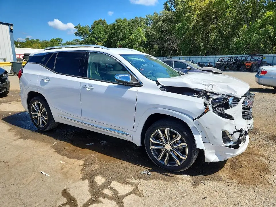 2020 GMC TERRAIN DENALI  