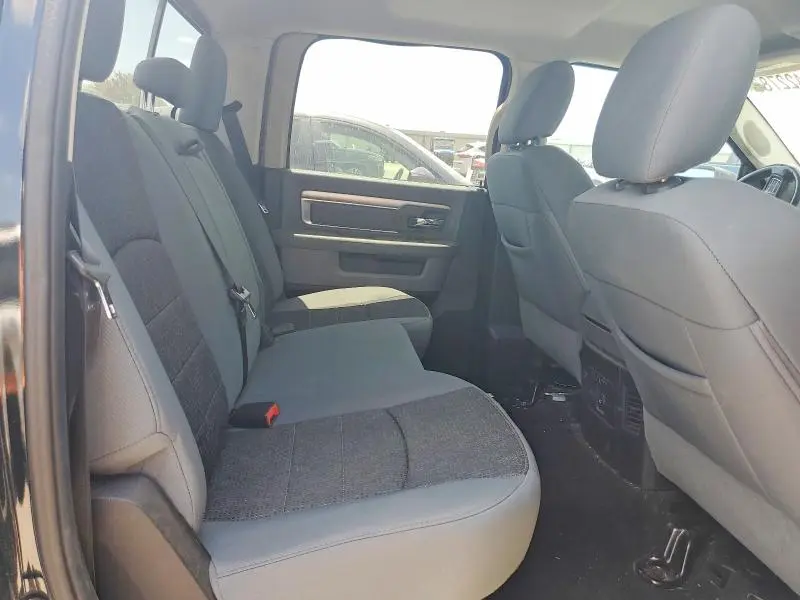 2014 RAM 1500 SLT  