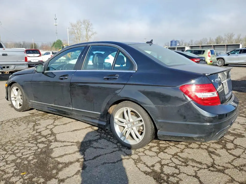2013 MERCEDES-BENZ C 250  