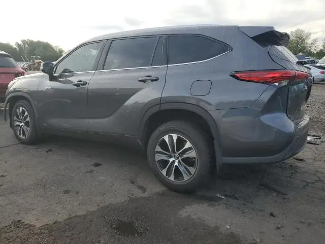 2021 TOYOTA HIGHLANDER HYBRID XLE  