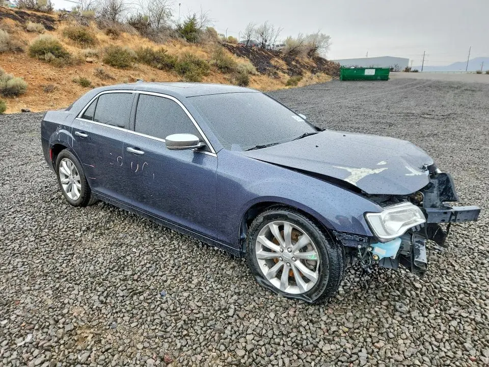2018 CHRYSLER 300 LIMITED  
