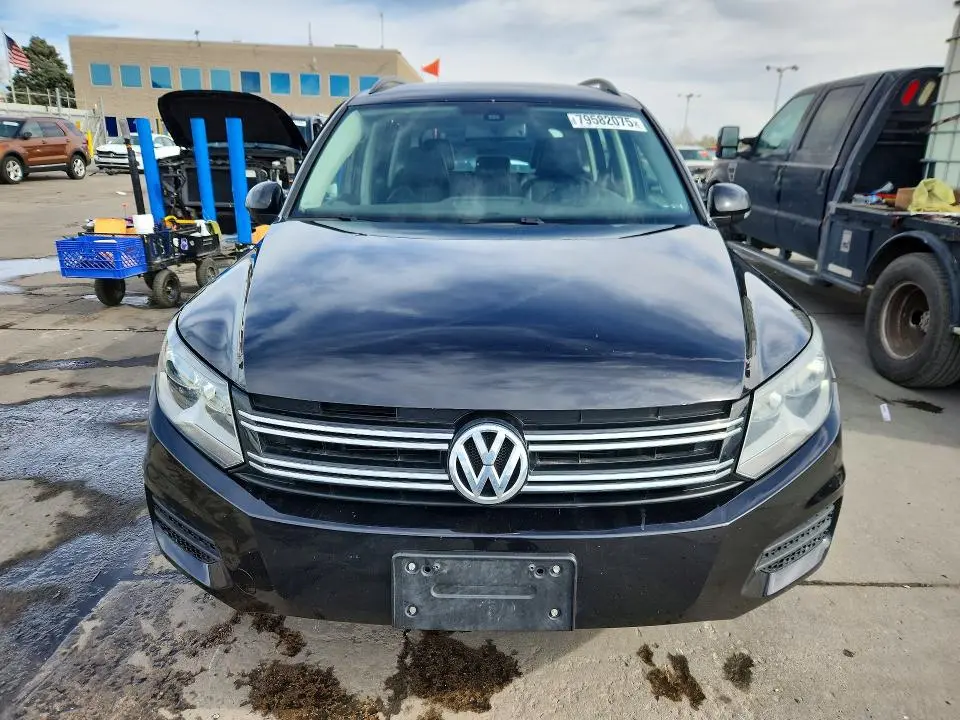 2016 VOLKSWAGEN TIGUAN S  