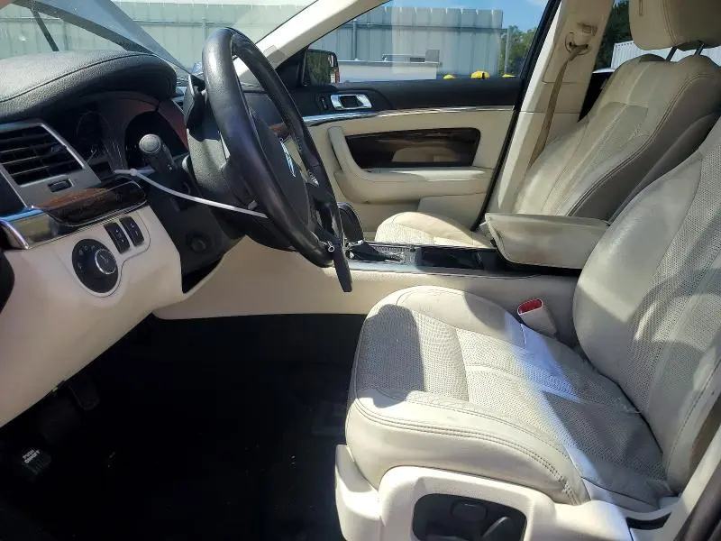 2011 LINCOLN MKS   