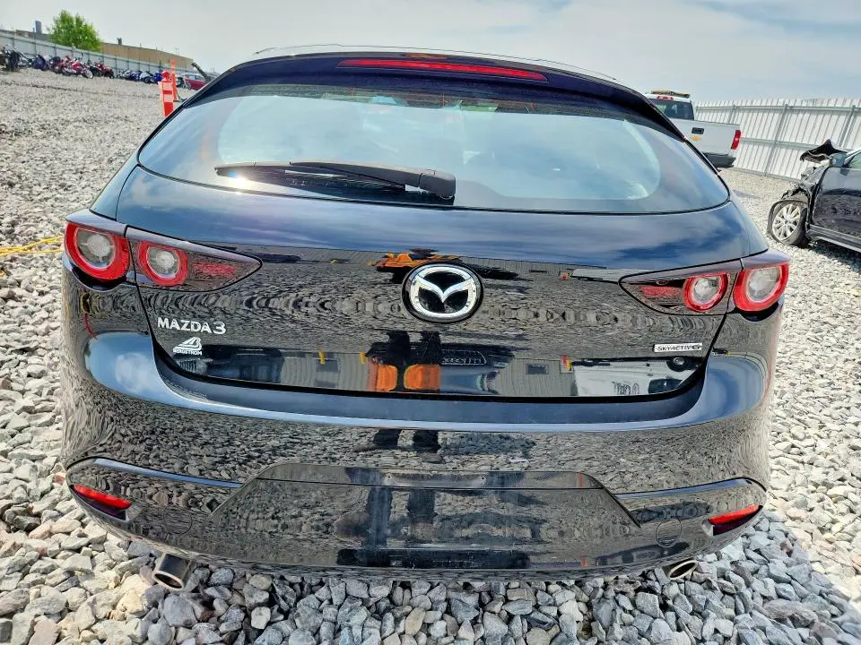 2023 MAZDA 3 SELECT  