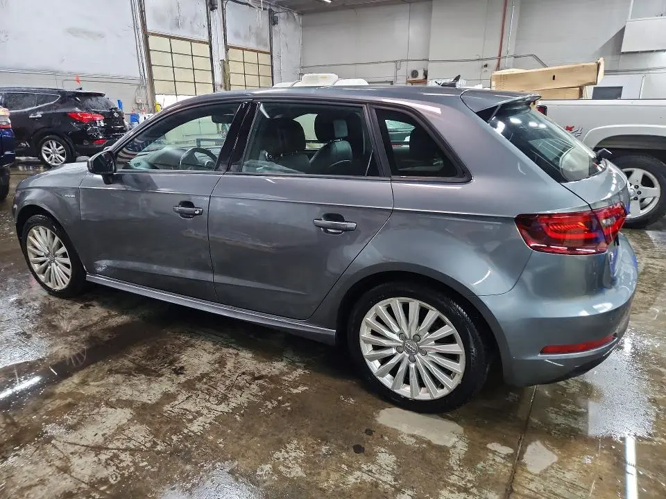 2016 AUDI A3 E-TRON PREMIUM  