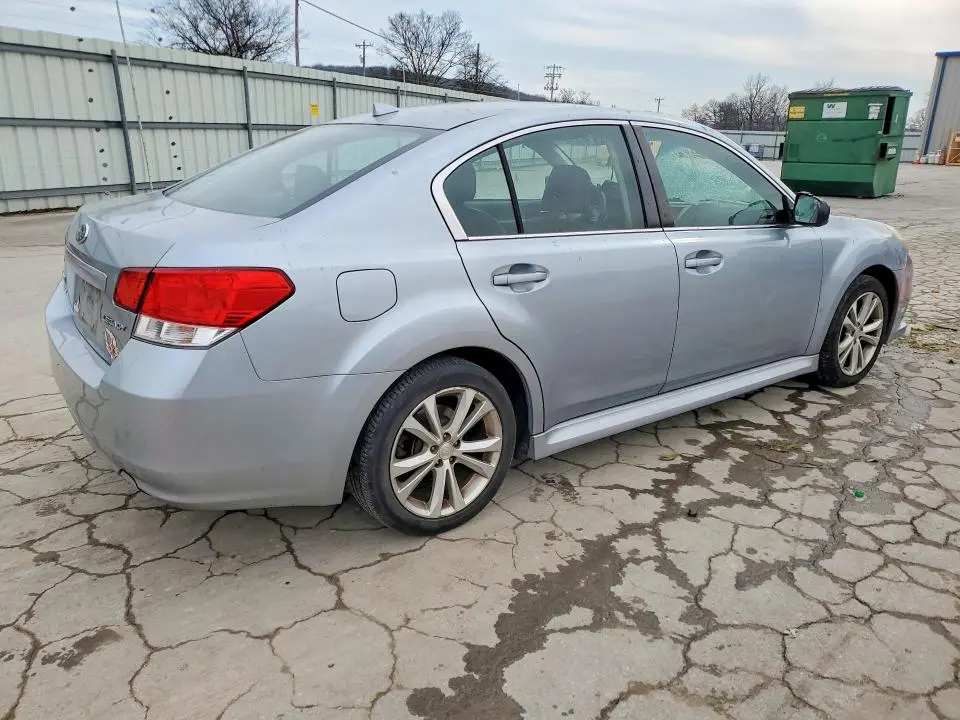 2013 SUBARU LEGACY 2.5I LIMITED  