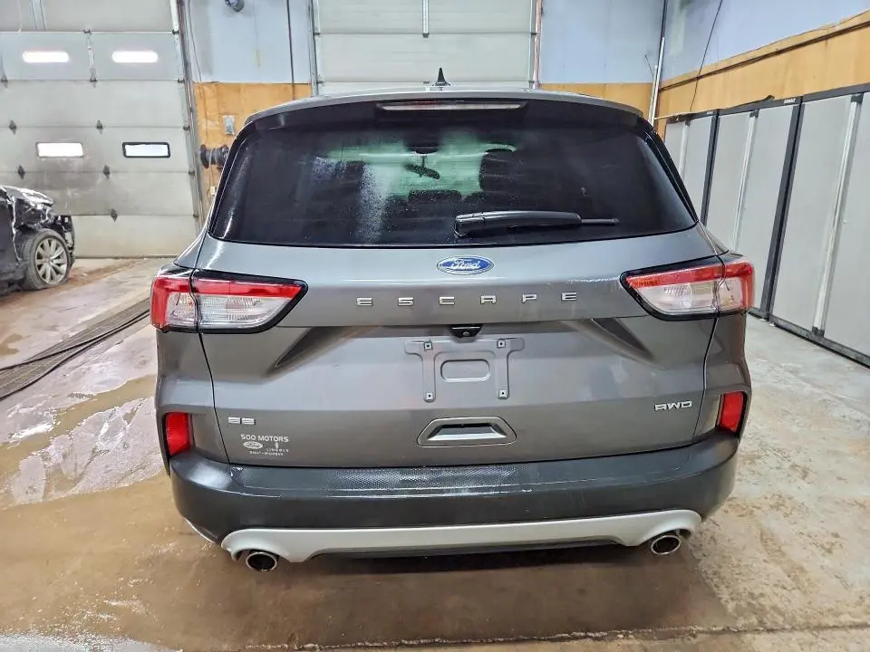 2021 FORD ESCAPE SE  