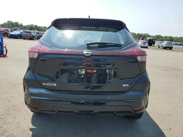 2024 NISSAN KICKS SR  
