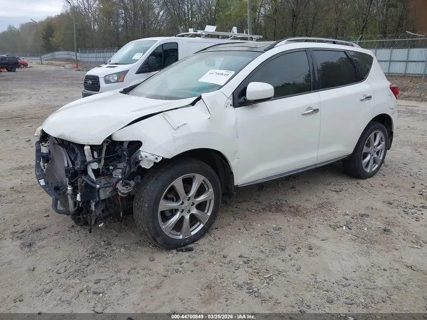 2013 NISSAN MURANO LE