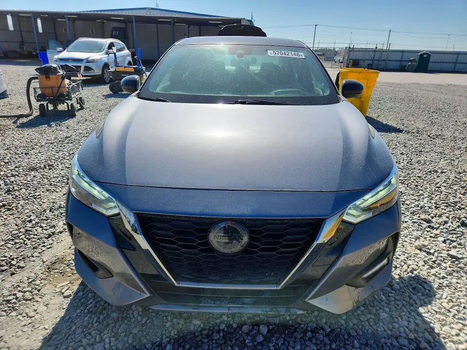 2021 NISSAN SENTRA SR  